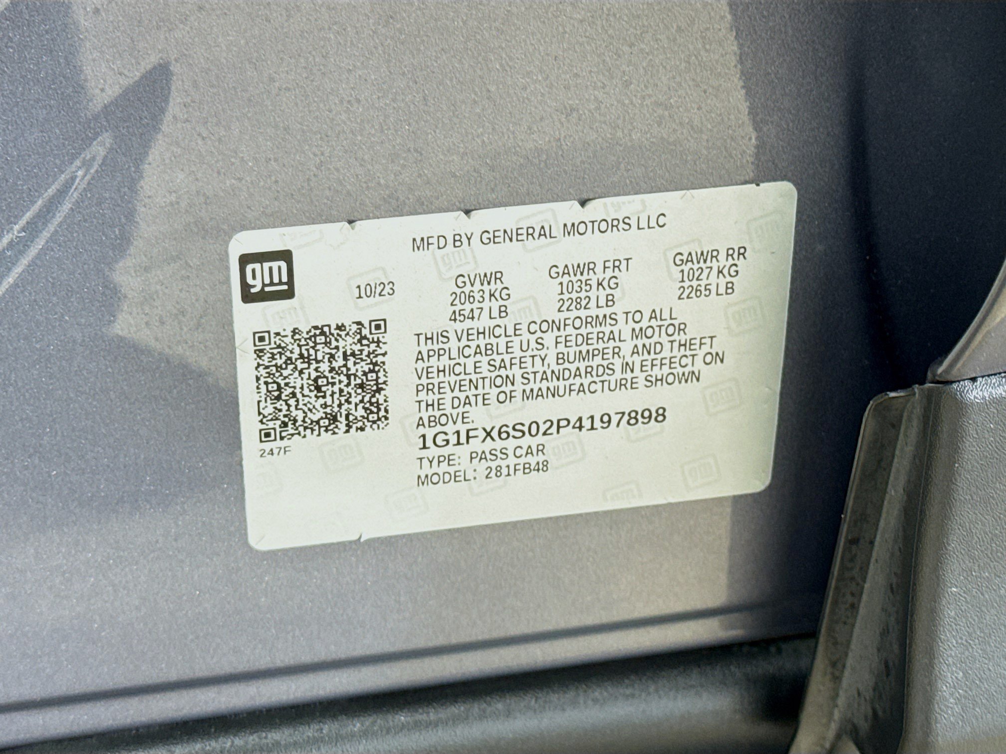 Used 2023 Chevrolet Bolt LT w/ Infotainment Package FWD image 30