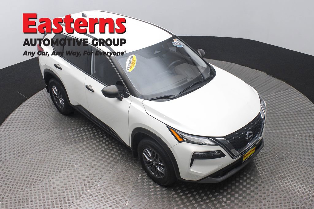 Used 2022 Nissan Rogue S image 3
