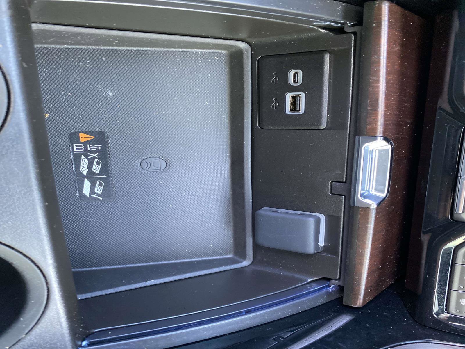 Used 2024 GMC Yukon Denali Ultimate w/ LPO, Floor Liner Package image 17