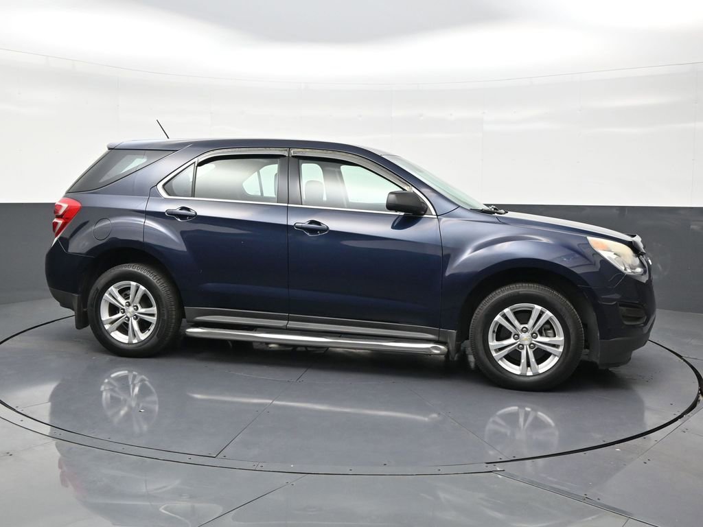Used 2017 Chevrolet Equinox LS FWD image 6