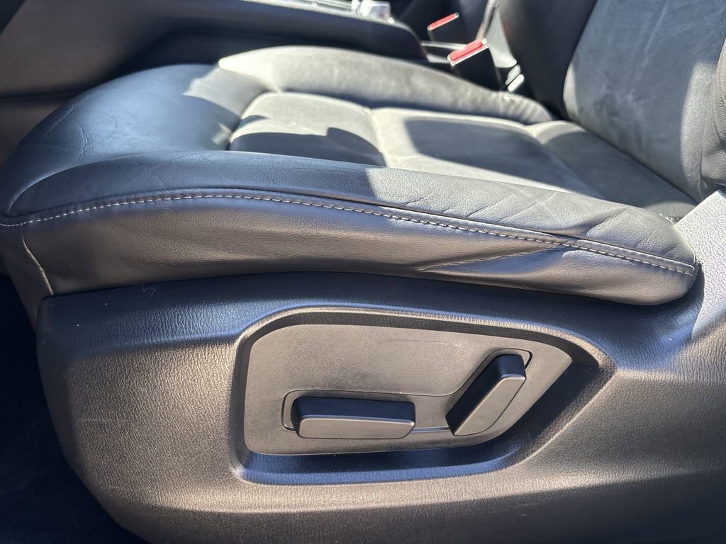 Used 2020 MAZDA CX-5 Touring FWD image 13