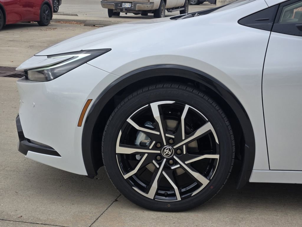 New 2026 Toyota Prius Plug-In Hybrid image 5