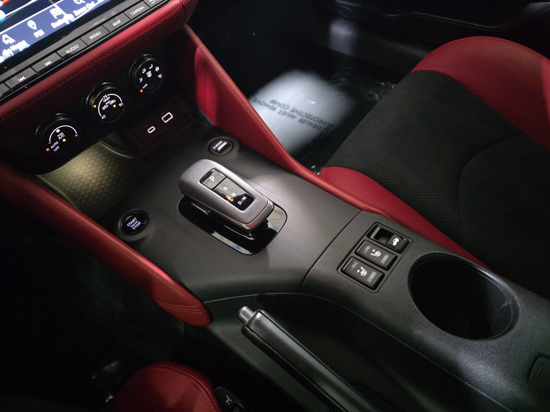 Used 2024 Nissan Z Performance w/ Floor Mat Package RWD image 22