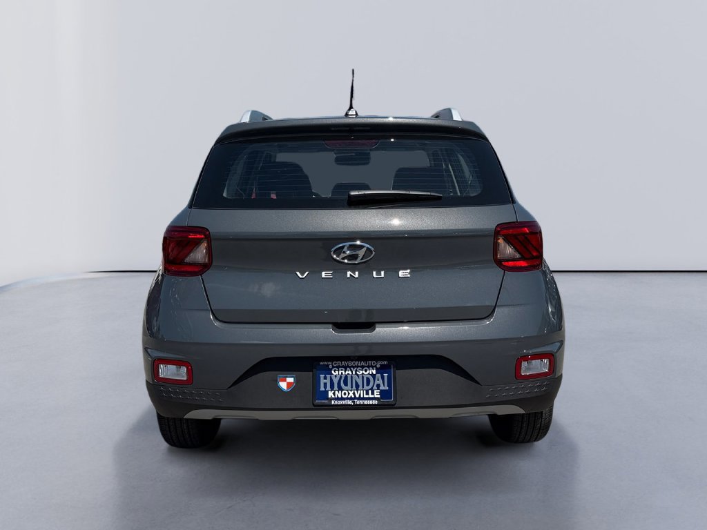 New 2026 Hyundai Venue SEL FWD image 4