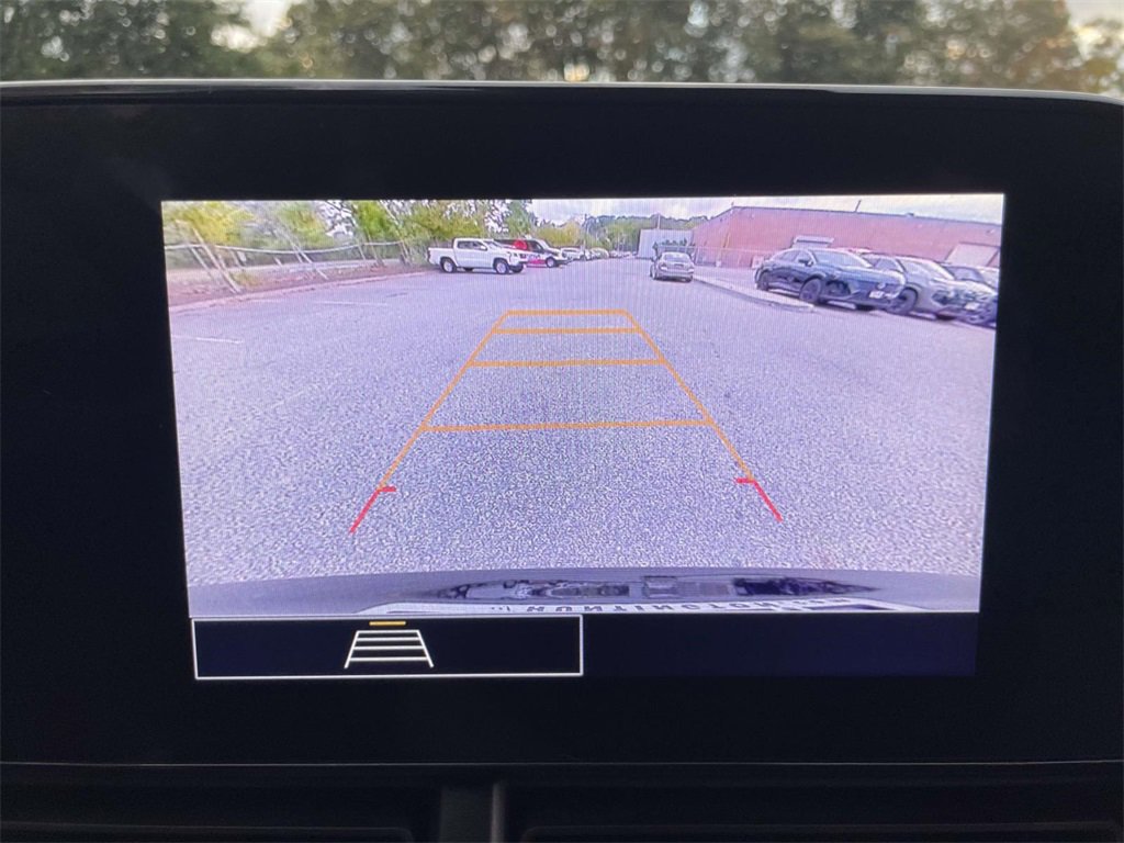 Used 2025 Chevrolet Trax LS w/ LS Convenience Package image 26