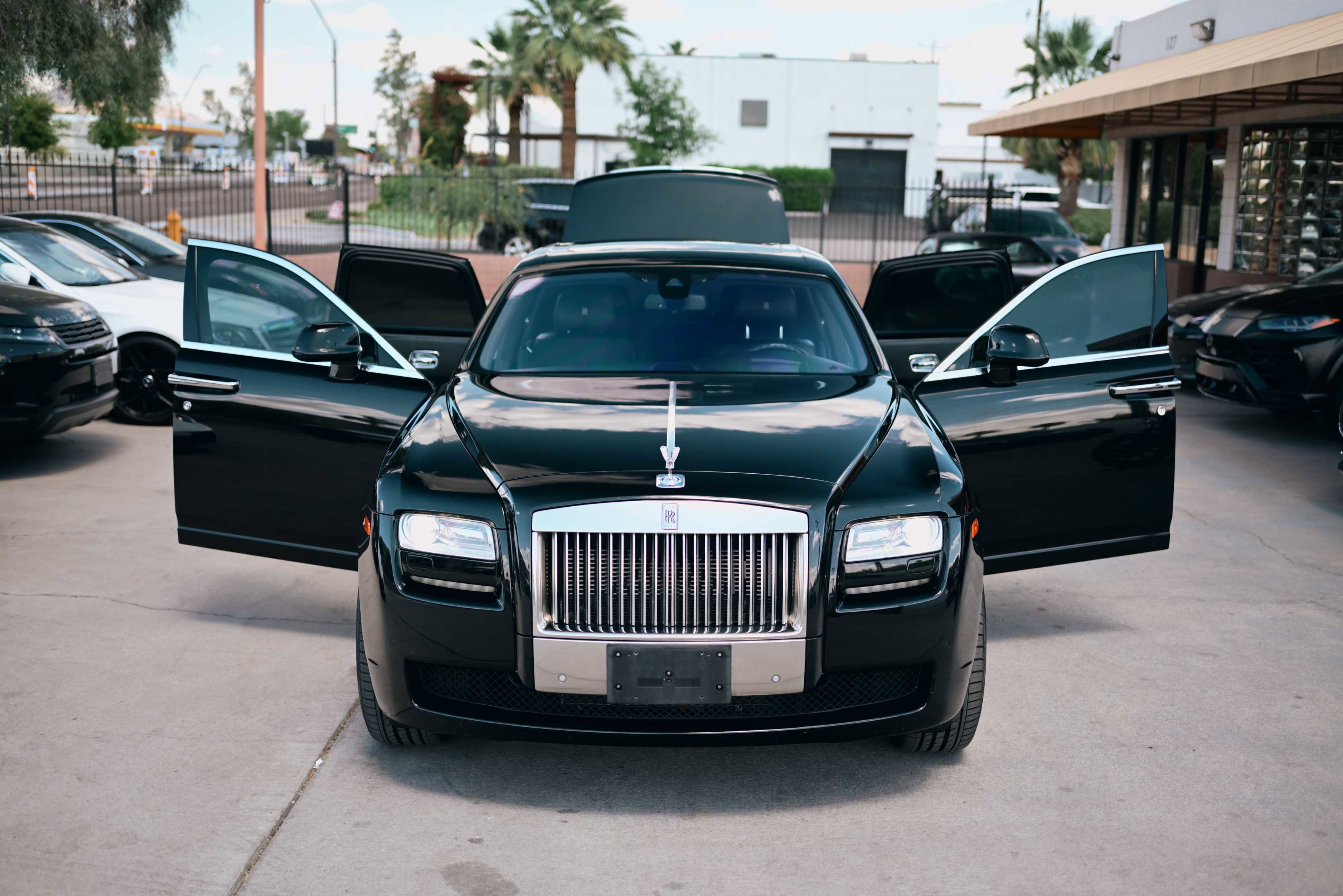 Used 2013 Rolls-Royce Ghost image 18