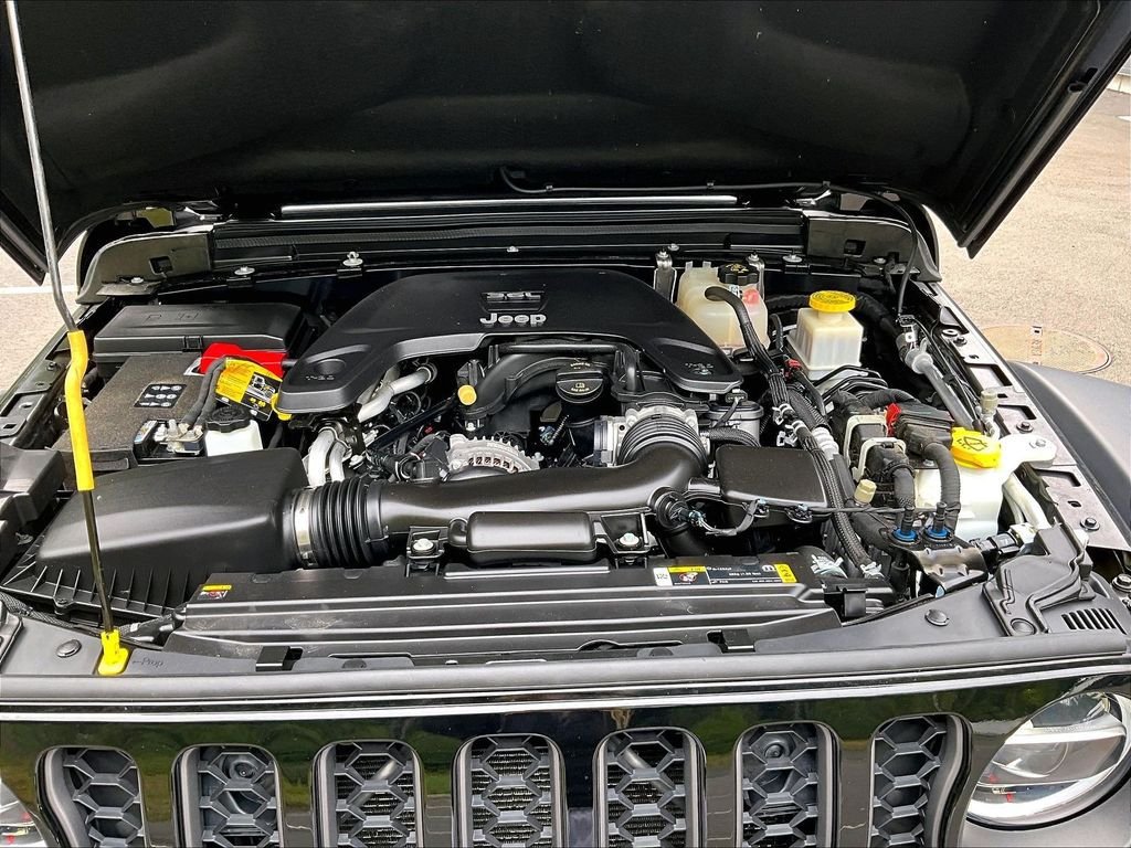 Used 2021 Jeep Gladiator Mojave AWD/4WD image 31