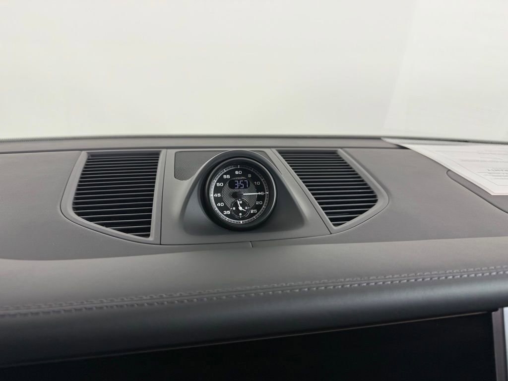 Certified 2026 Porsche Macan Turbo image 22