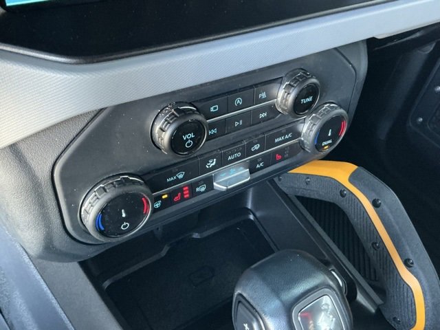 Used 2022 Ford Bronco Badlands image 23