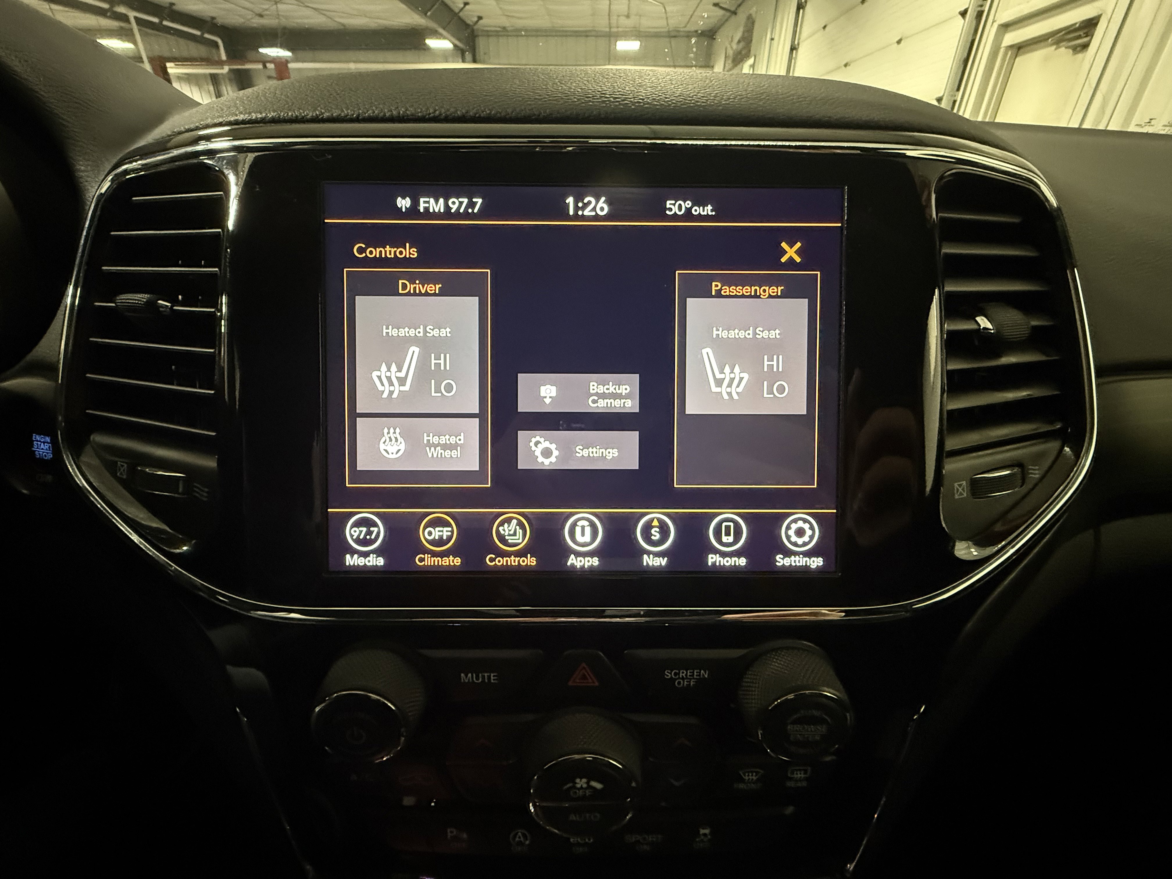 Used 2021 Jeep Grand Cherokee Laredo X RWD image 29