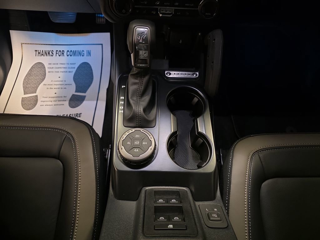 New 2026 Ford Bronco Outer Banks w/ Sasquatch Package image 12