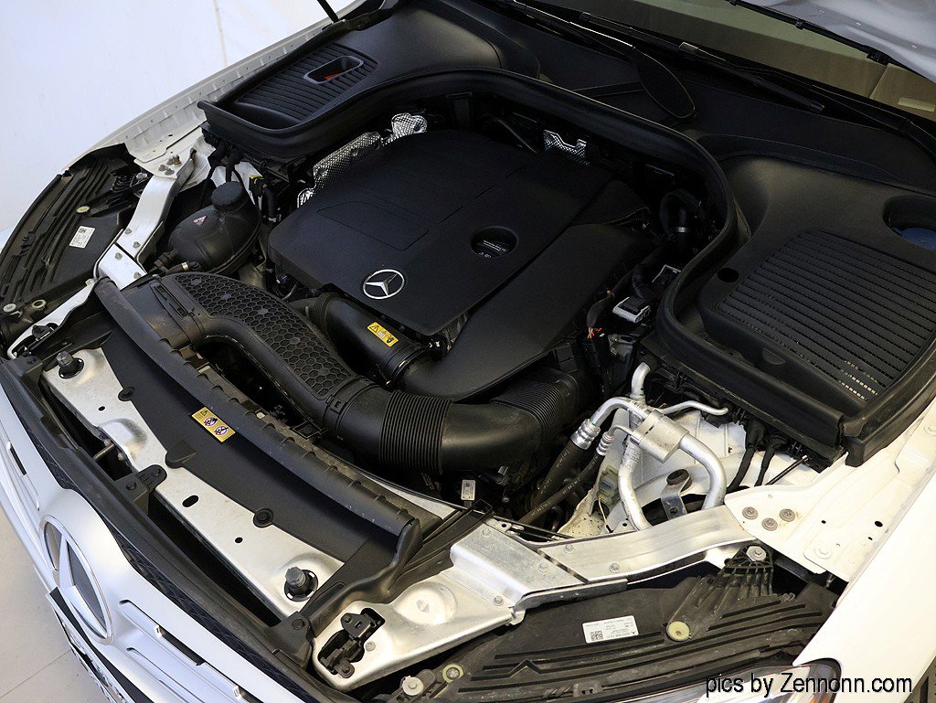 Used 2021 Mercedes-Benz GLC 300 GLC 300 image 37