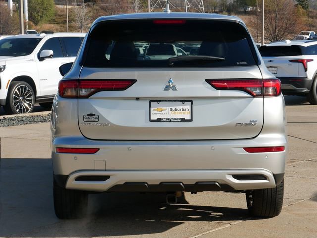 Used 2023 Mitsubishi Outlander SE image 6