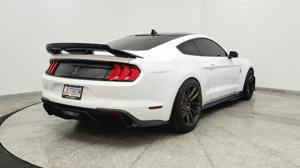 Used 2020 Ford Mustang Shelby GT500 w/ Technology Package RWD image 5