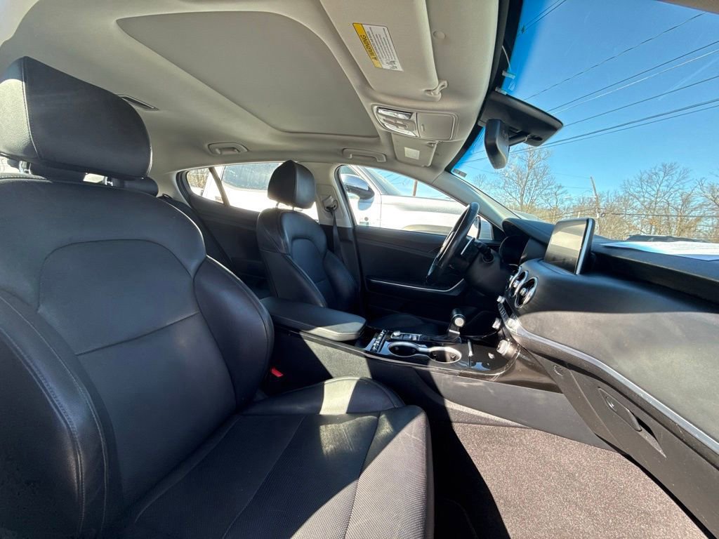 Used 2018 Kia Stinger Premium w/ Paint Protection Package image 42