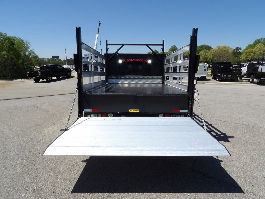 Used 2021 RAM 5500 Tradesman w/ Chrome Appearance Group RWD image 50