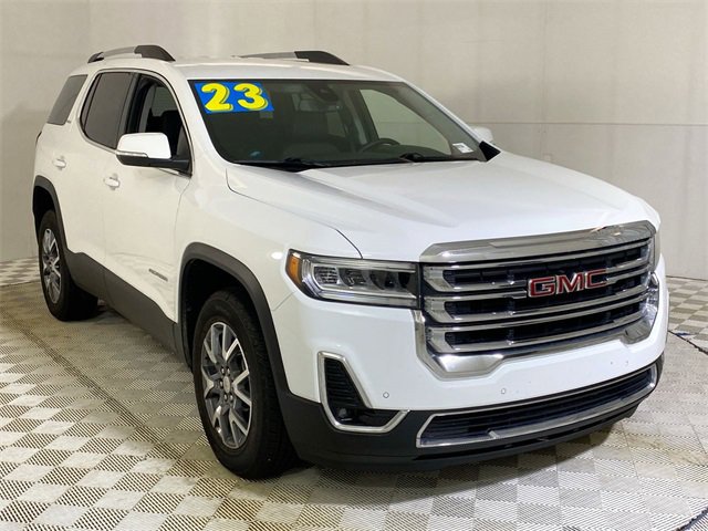 Used 2023 GMC Acadia SLT w/ LPO, Floor Liner Package