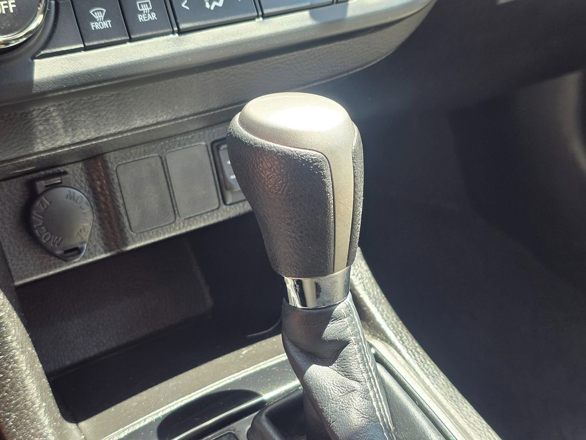 Used 2014 Toyota Corolla LE w/ Protection Package FWD image 36
