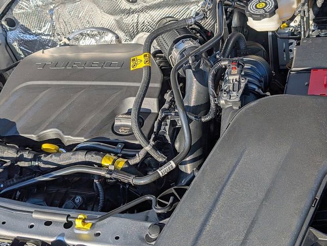New 2026 Chevrolet Trax RS w/ Sunroof Package FWD image 4