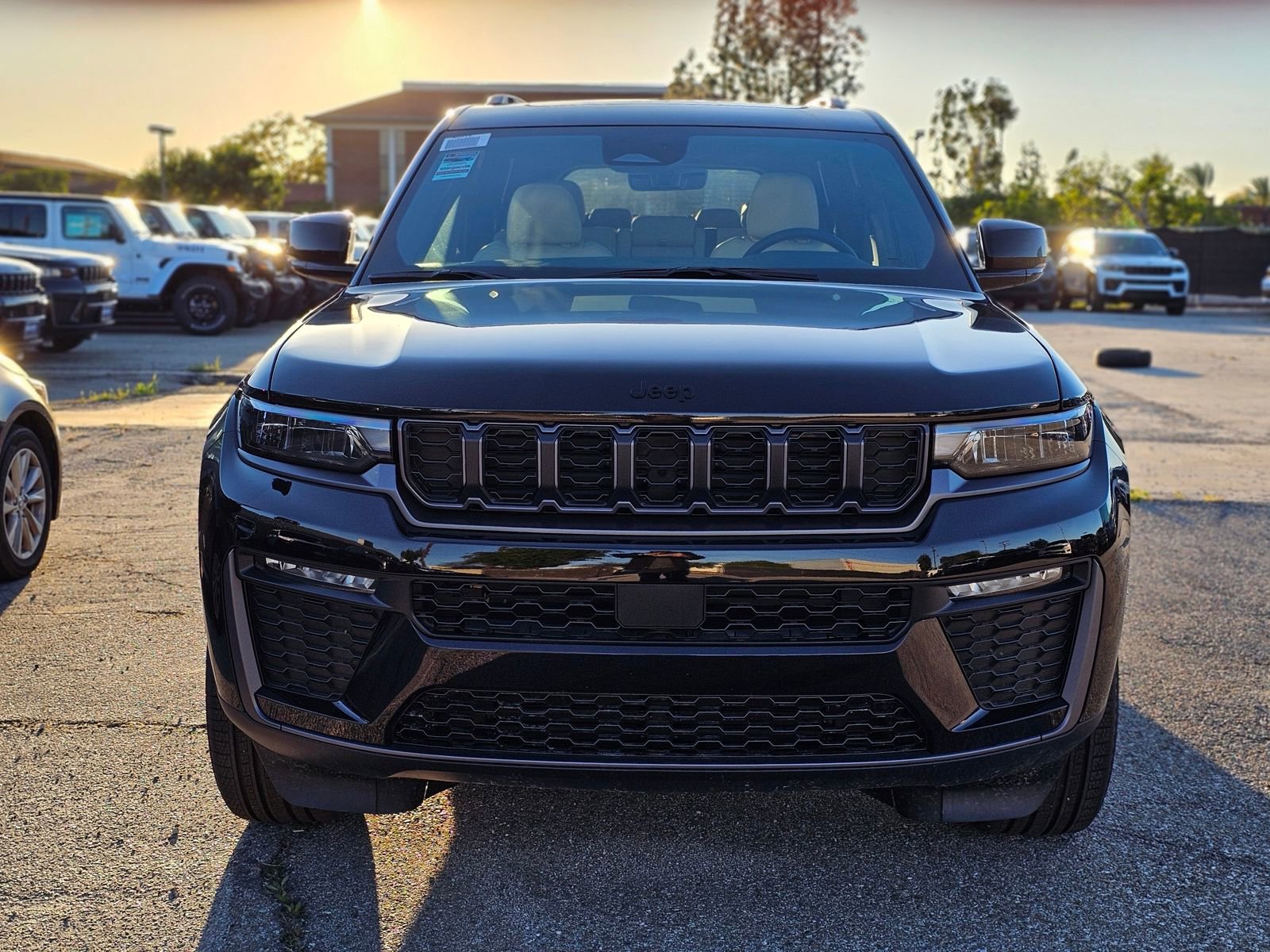 New 2026 Jeep Grand Cherokee L Limited w/ Limited Altitude Package AWD/4WD image 2