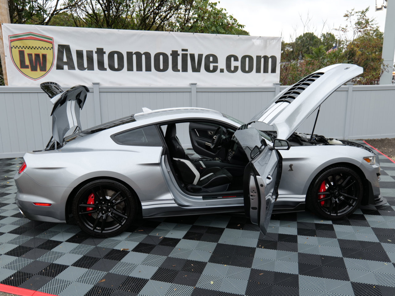 Used 2021 Ford Mustang Shelby GT500 w/ Technology Package image 60
