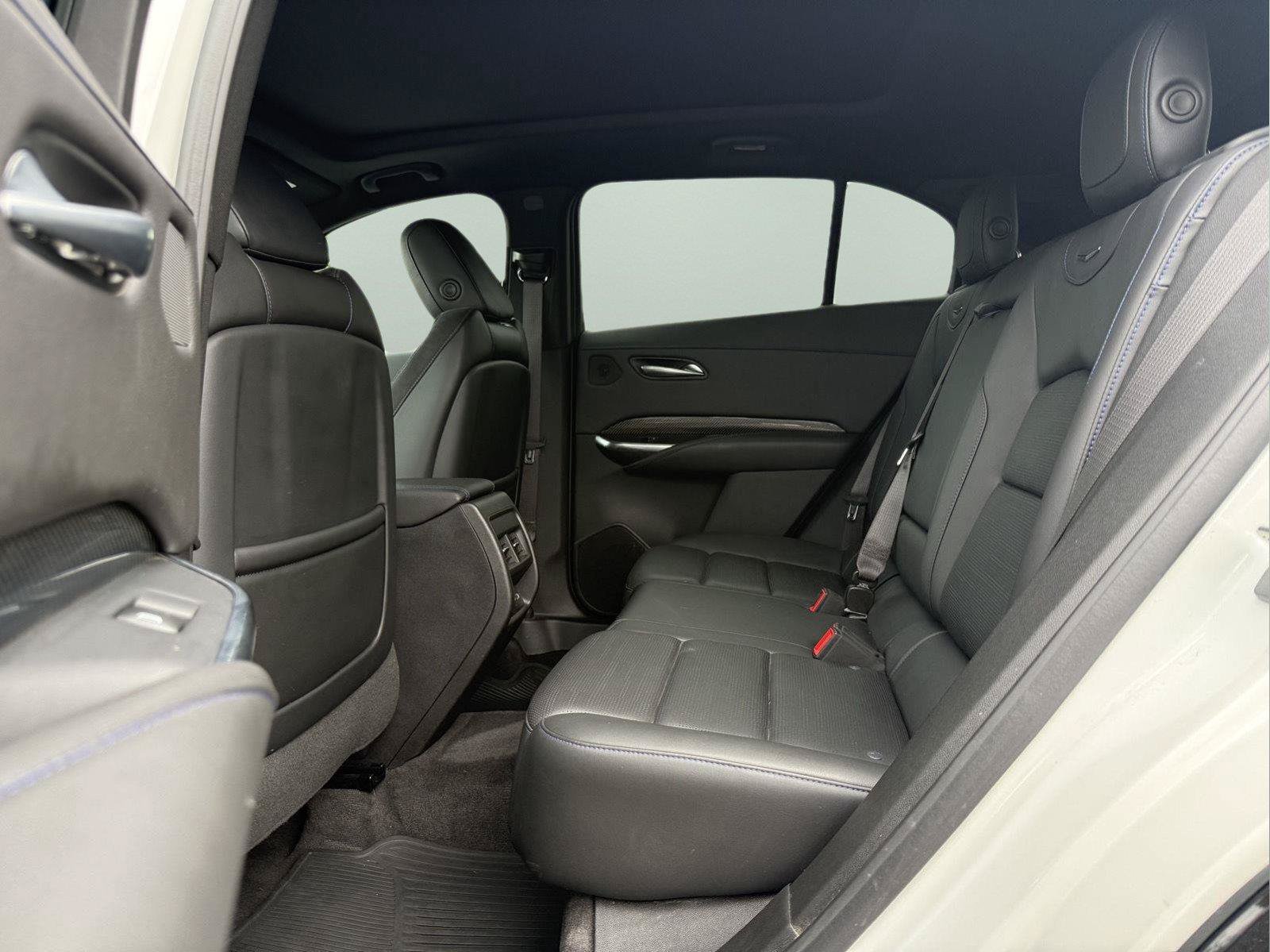 Used 2024 Cadillac XT4 Sport AWD/4WD image 18