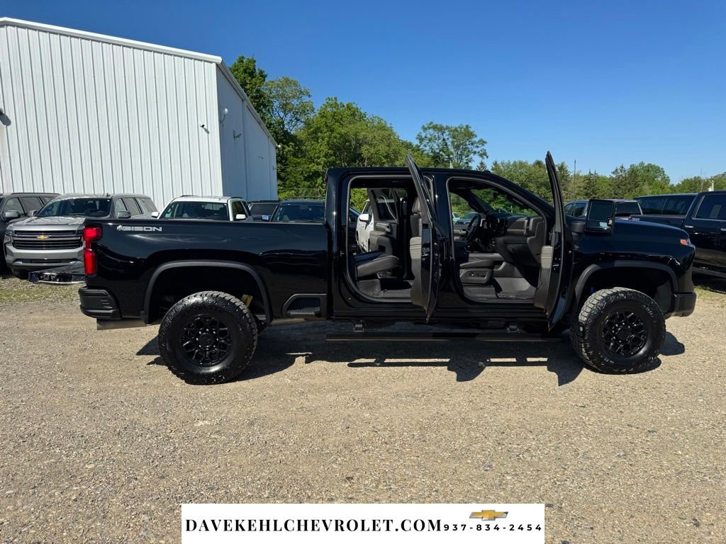 Used 2024 Chevrolet Silverado 2500 ZR2 w/ ZR2 Bison Edition AWD/4WD image 11