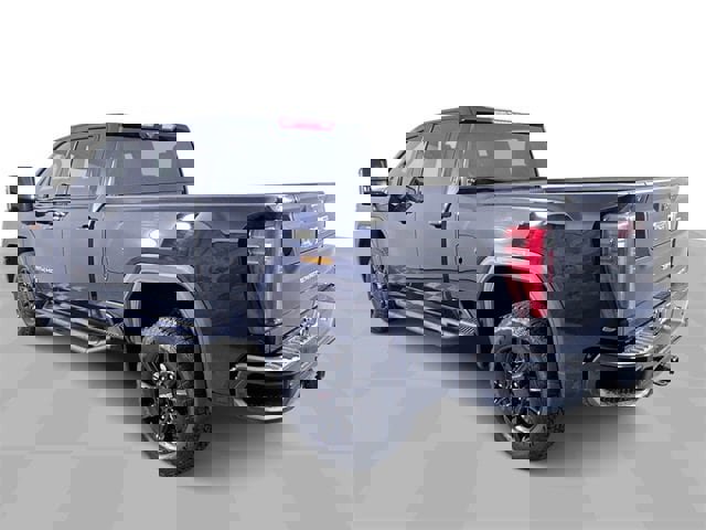 Used 2025 GMC Sierra 2500 AT4 image 6