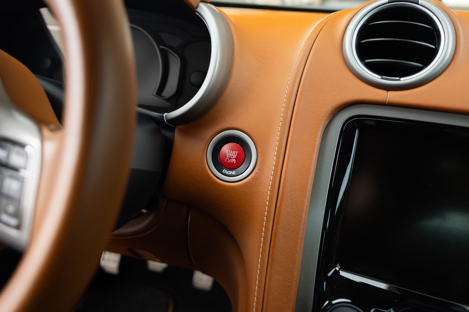 Used 2013 SRT Viper GTS w/ GTS Laguna Interior Pkg RWD image 42
