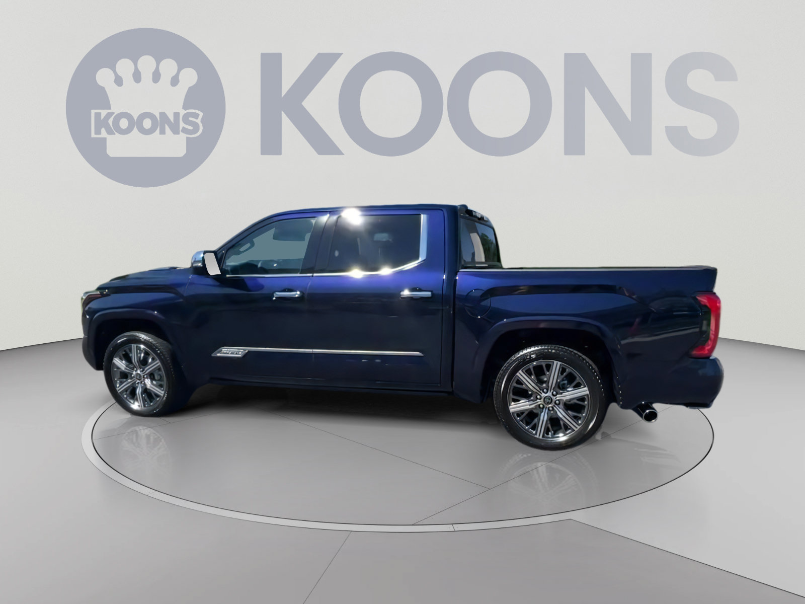 Used 2022 Toyota Tundra Capstone AWD/4WD image 8