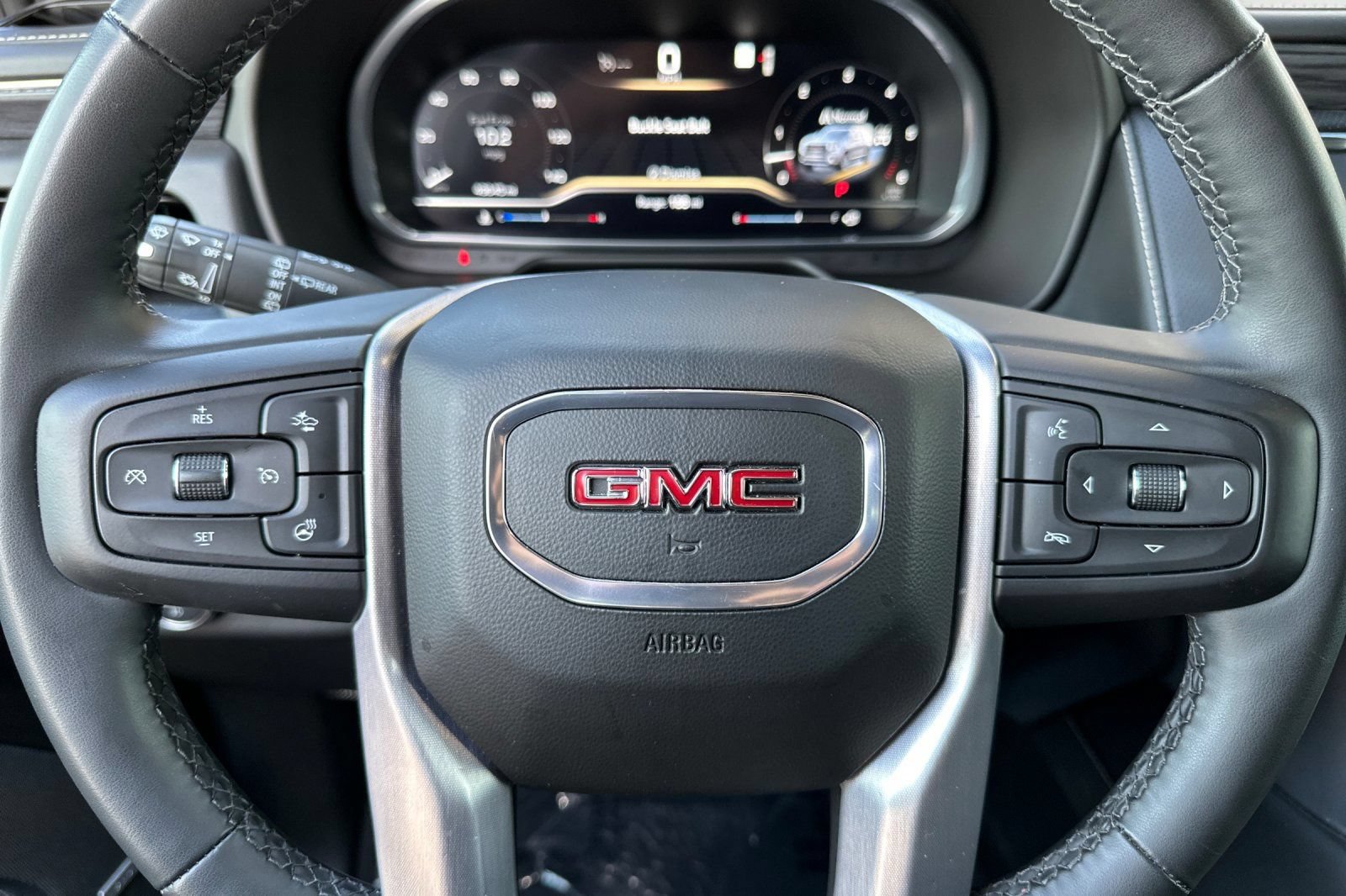 Certified 2023 GMC Yukon SLT w/ SLT Premium Package AWD/4WD image 26