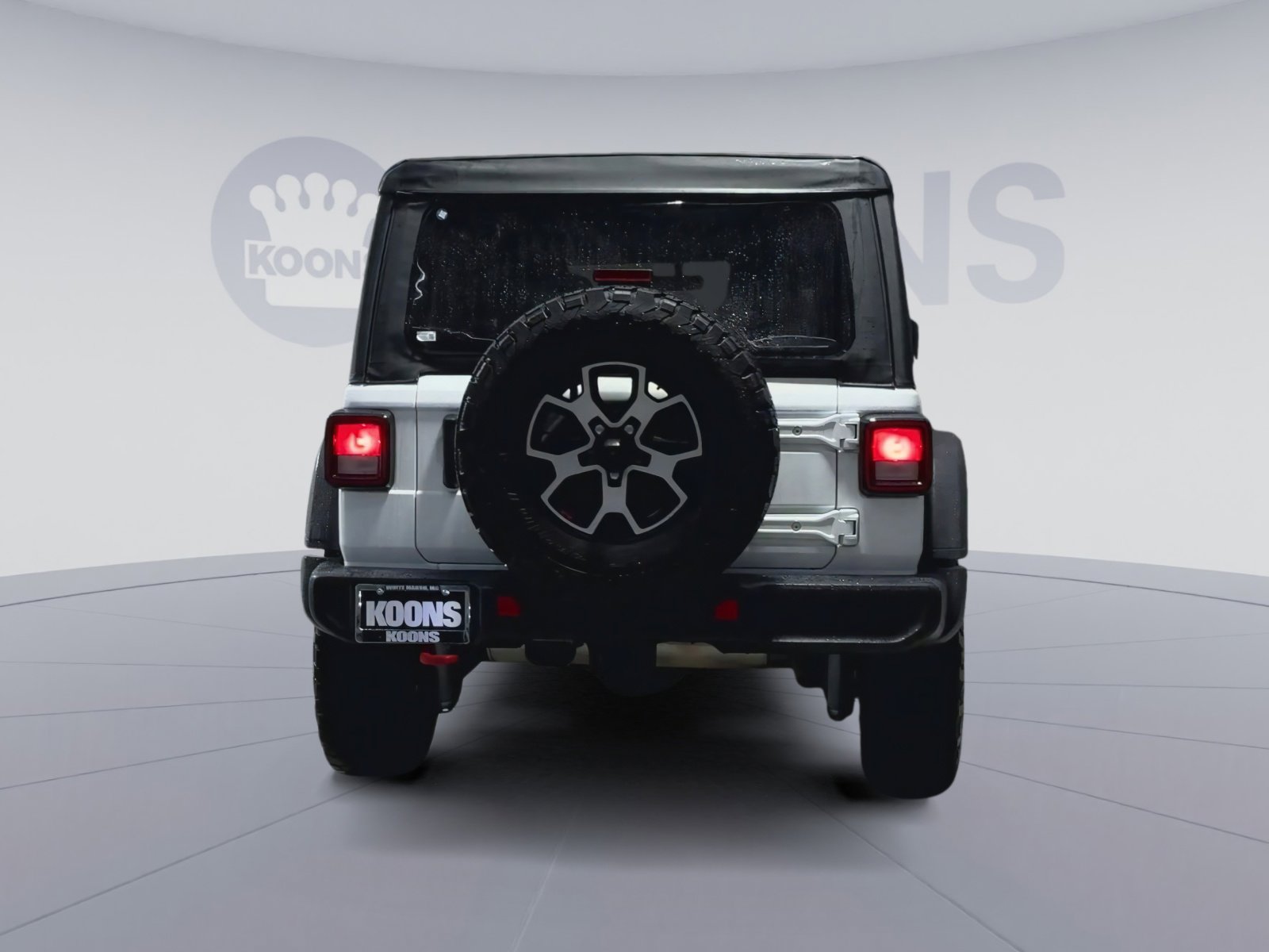 Used 2023 Jeep Wrangler Rubicon w/ Cold Weather Group image 10