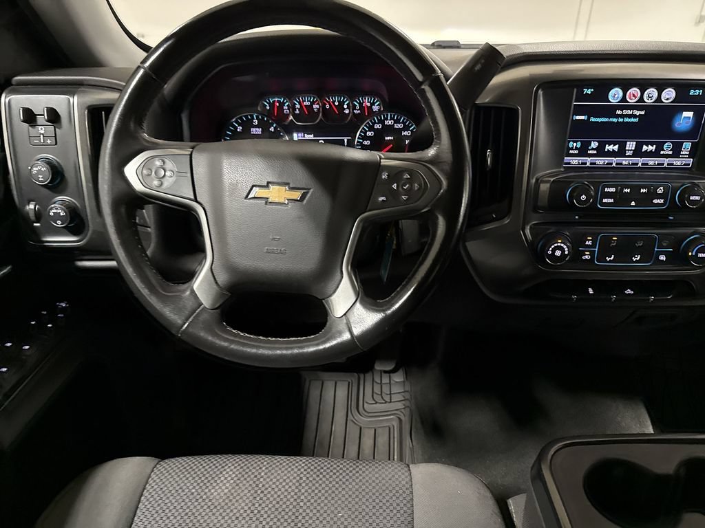 Used 2018 Chevrolet Silverado 1500 LT w/ Trailering Package AWD/4WD image 11