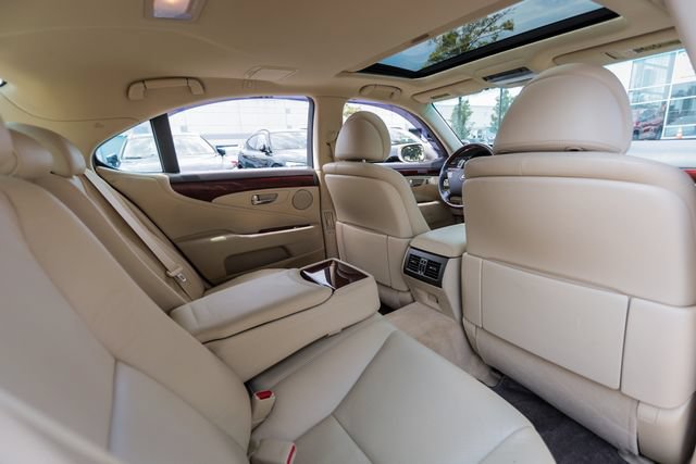 Used 2010 Lexus LS 460 RWD image 25