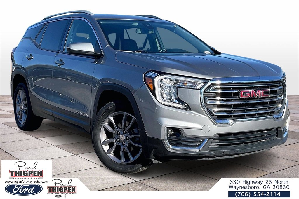 Used 2024 GMC Terrain SLT image 1