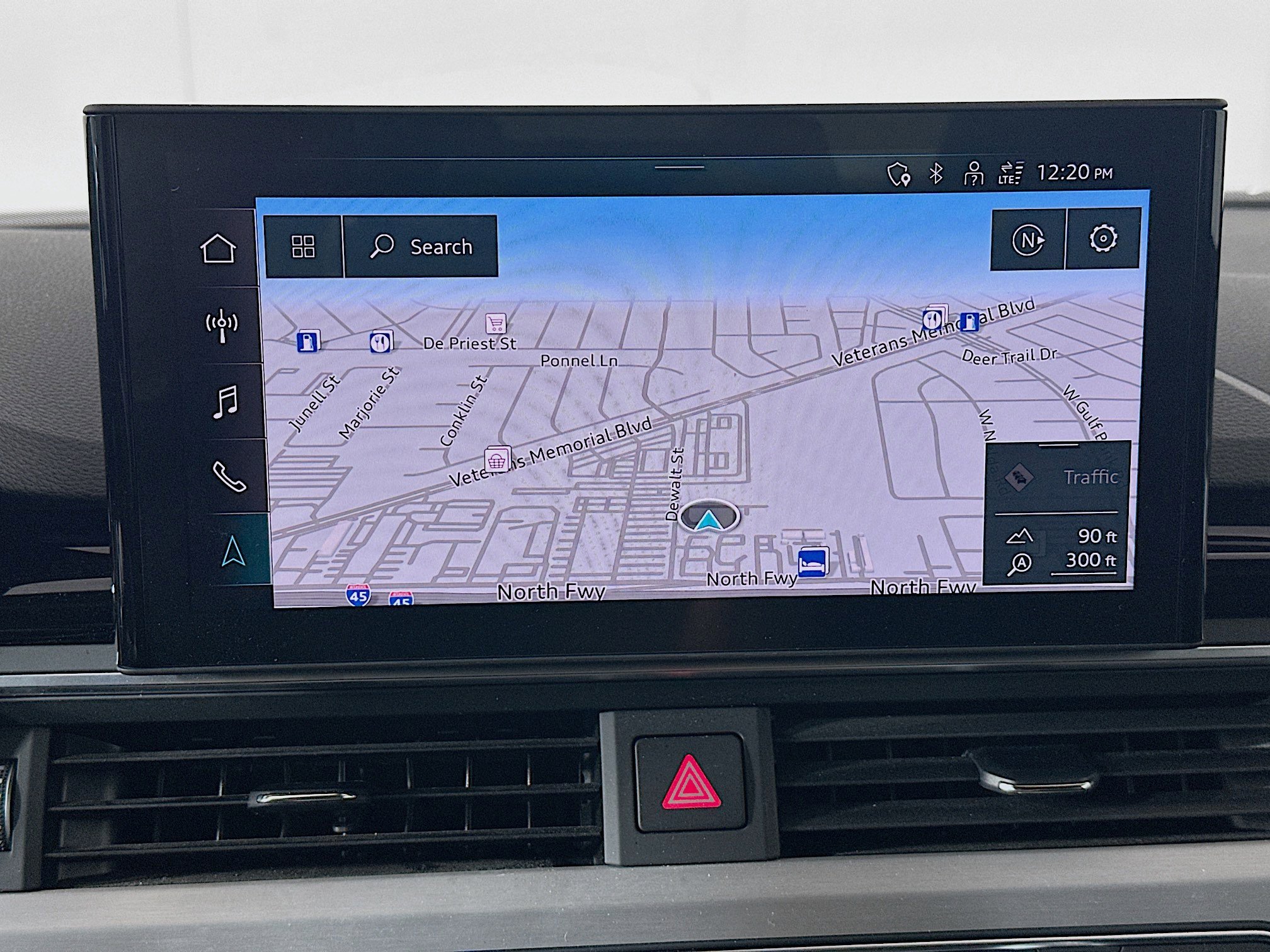 Used 2022 Audi A4 2.0T Premium Plus w/ Premium Plus Package AWD/4WD image 21