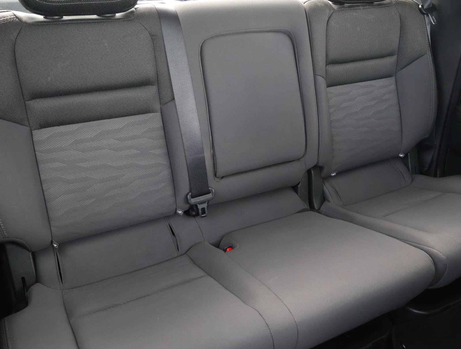 Used 2024 Nissan Frontier SV w/ Technology Package RWD image 19