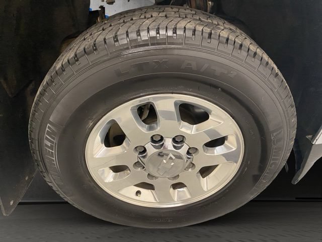 Used 2015 Chevrolet Silverado 3500 LTZ w/ LTZ Plus Package AWD/4WD image 37