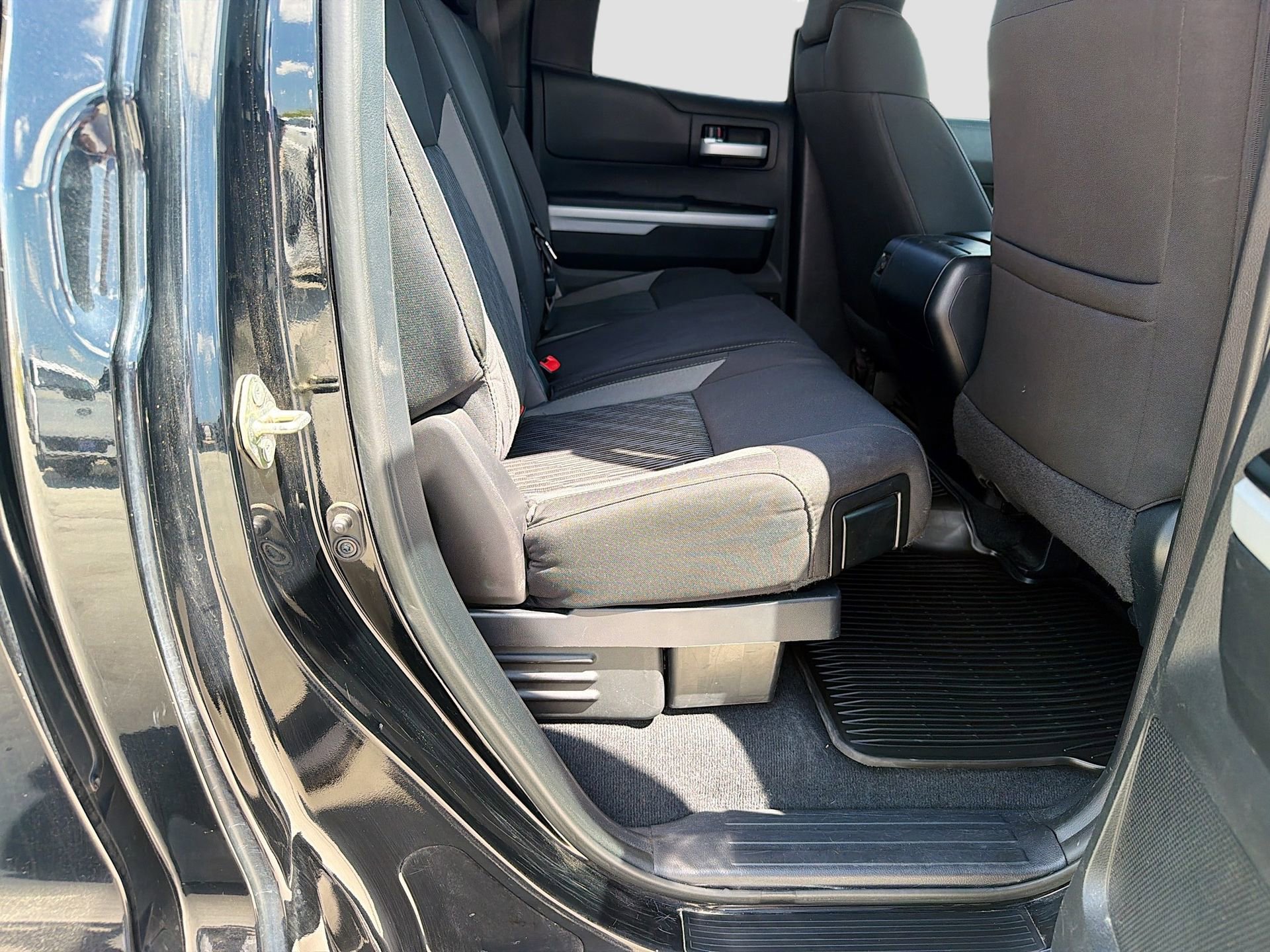 Used 2016 Toyota Tundra SR5 w/ TRD Off Road Package image 27