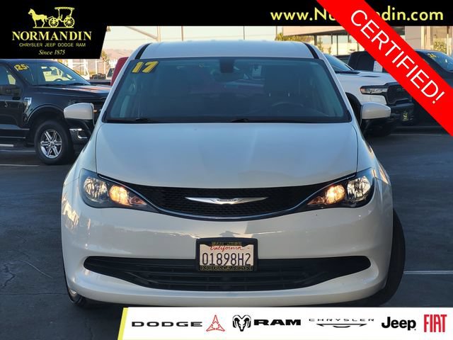 Certified 2017 Chrysler Pacifica LX FWD image 2