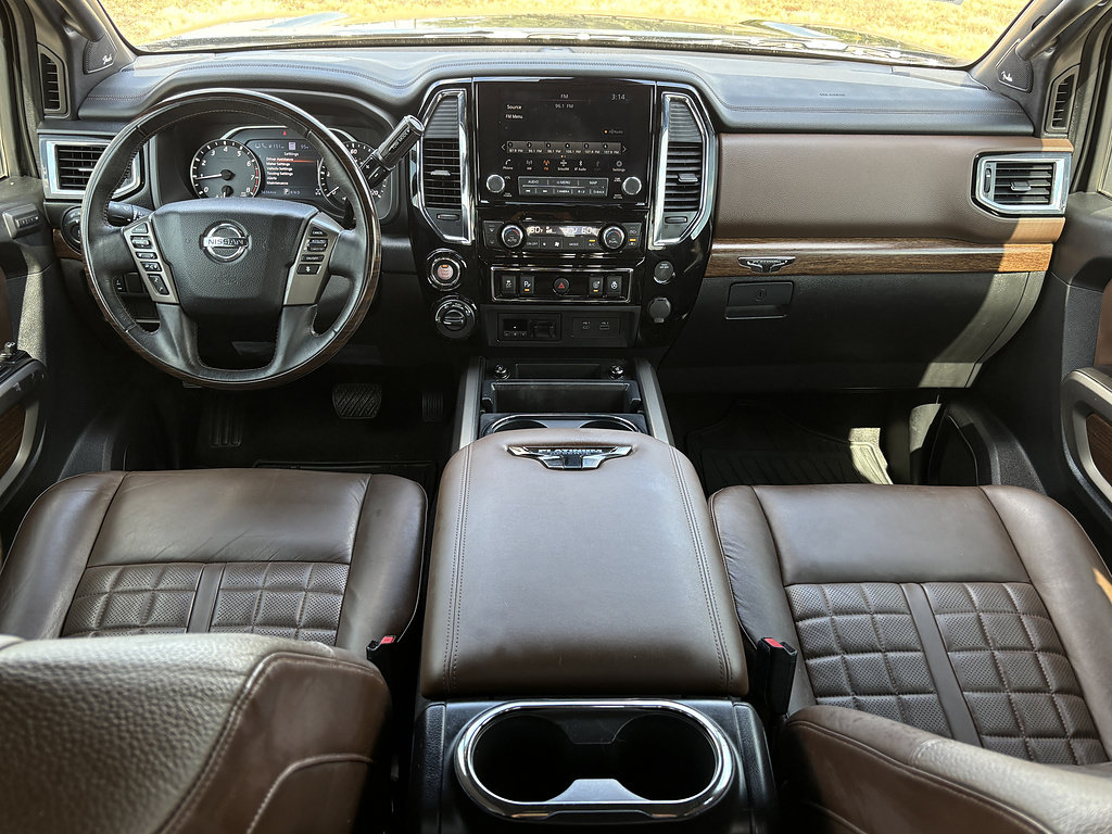 Used 2021 Nissan Titan Platinum Reserve AWD/4WD image 9