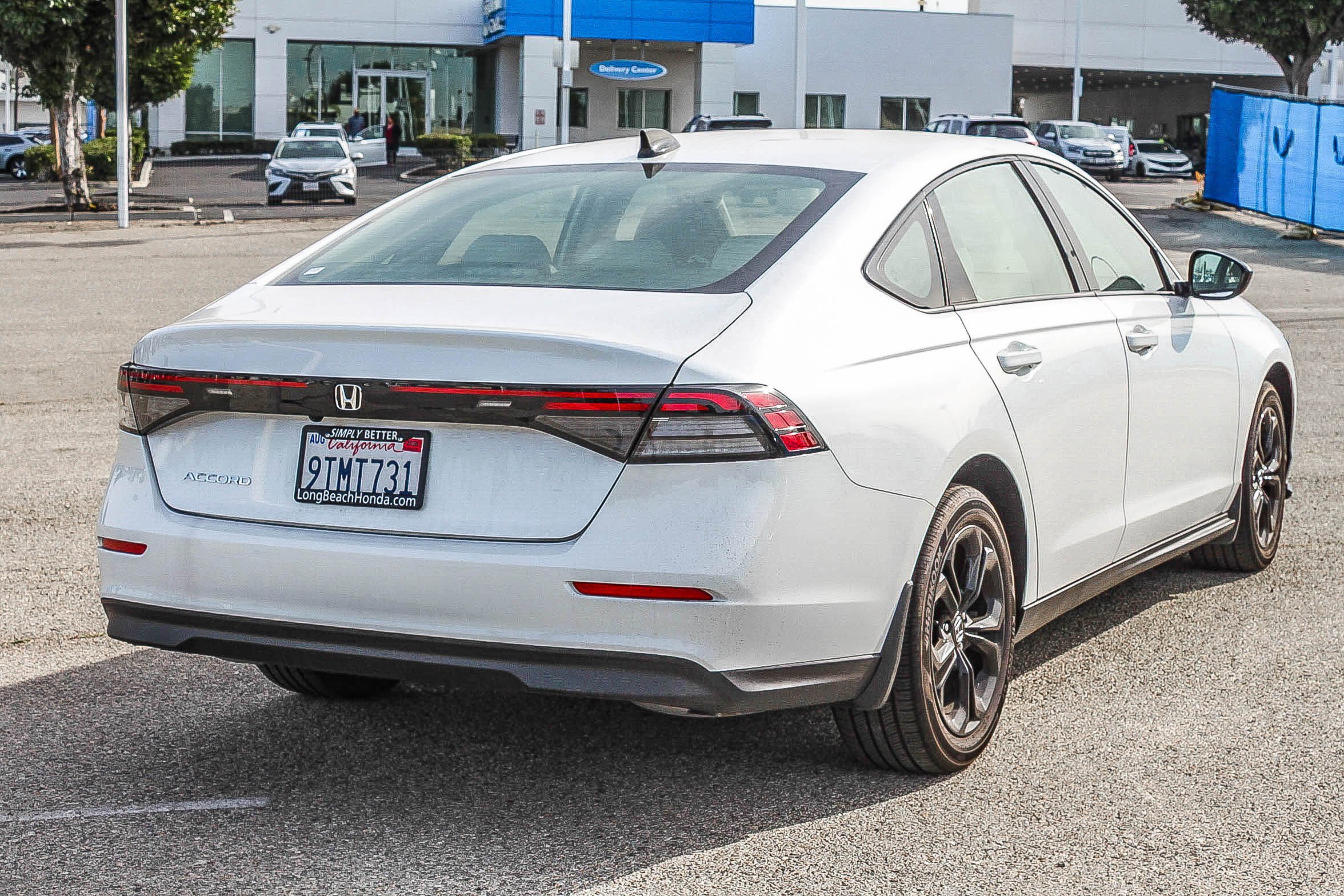 Used 2025 Honda Accord SE image 9