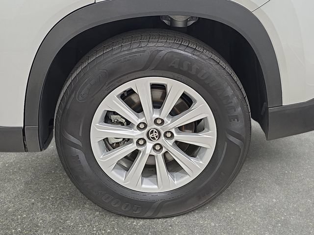 Certified 2025 Toyota Grand Highlander AWD image 29