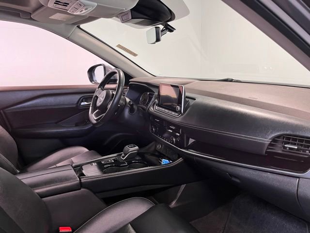 Used 2023 Nissan Rogue SL image 11