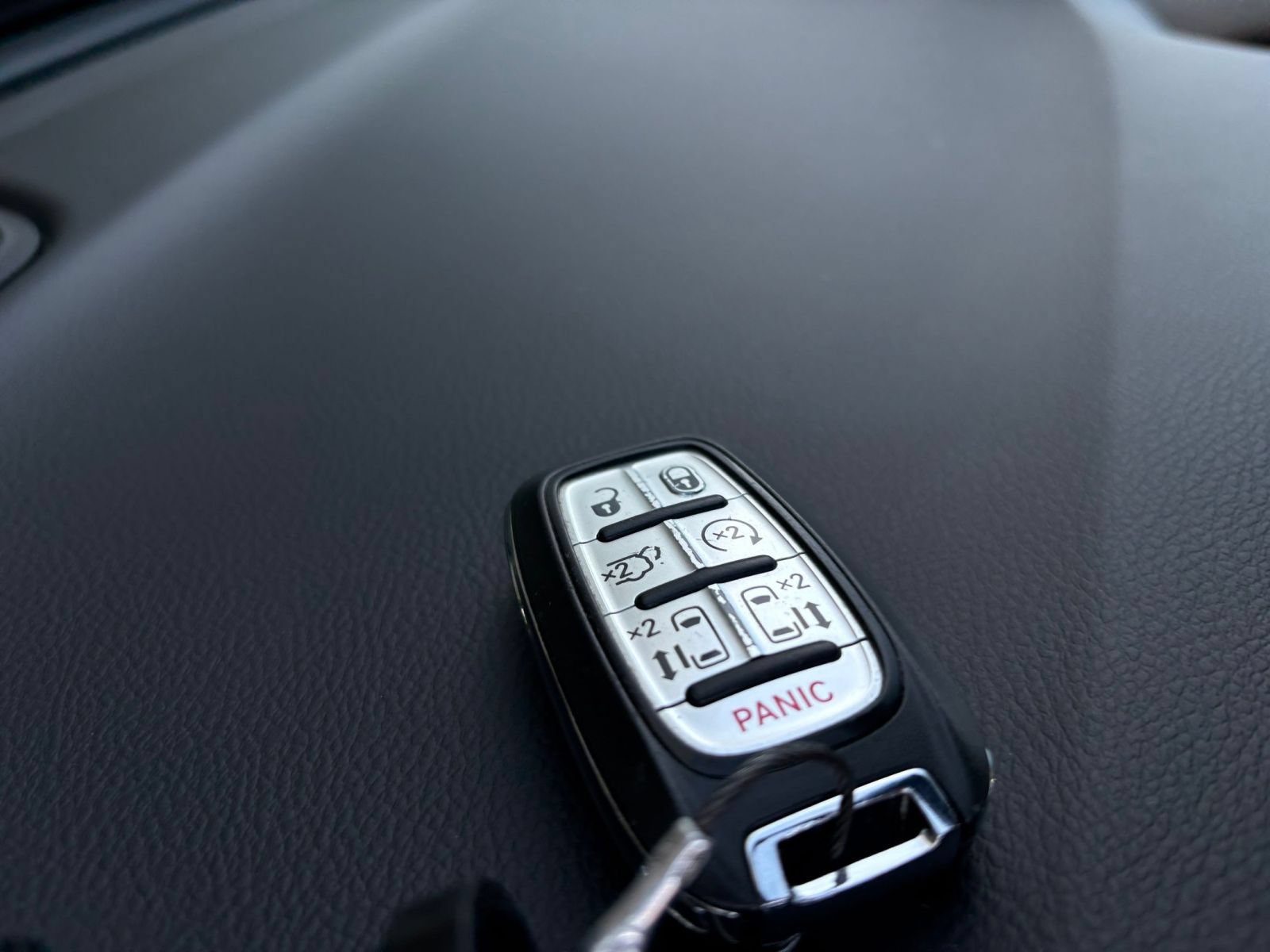 Used 2023 Chrysler Voyager LX FWD image 26
