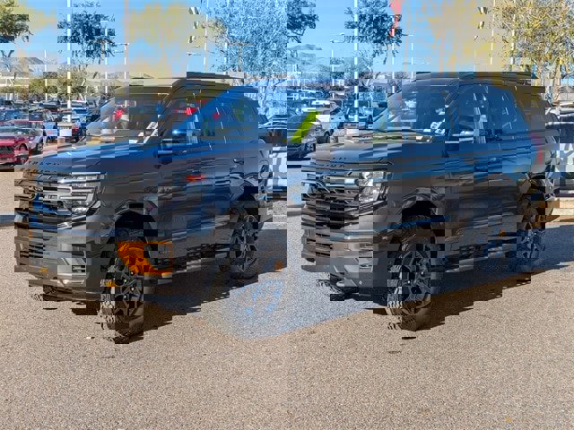 New 2025 Ford Expedition Tremor image 25