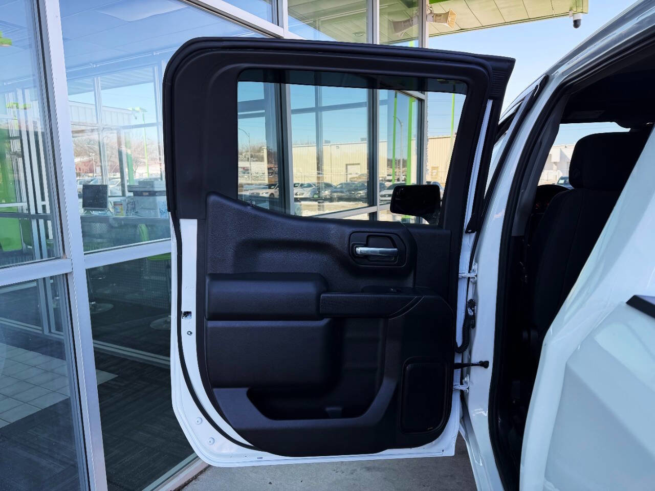 Used 2019 Chevrolet Silverado 1500 Custom Trail Boss AWD/4WD image 35