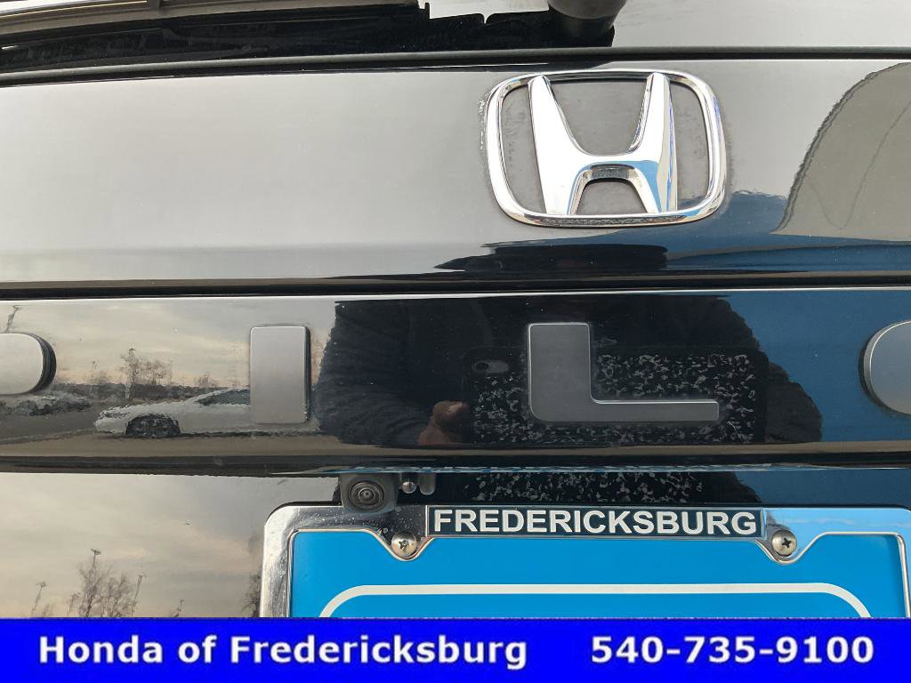 Used 2023 Honda Pilot Touring image 14