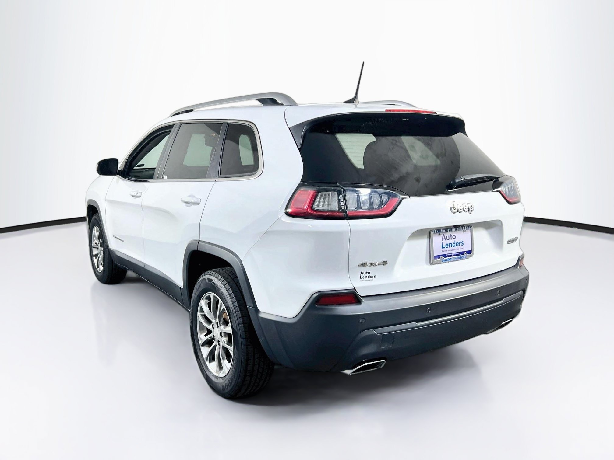 Used 2021 Jeep Cherokee Latitude Lux w/ Comfort/Convenience Group AWD/4WD image 7