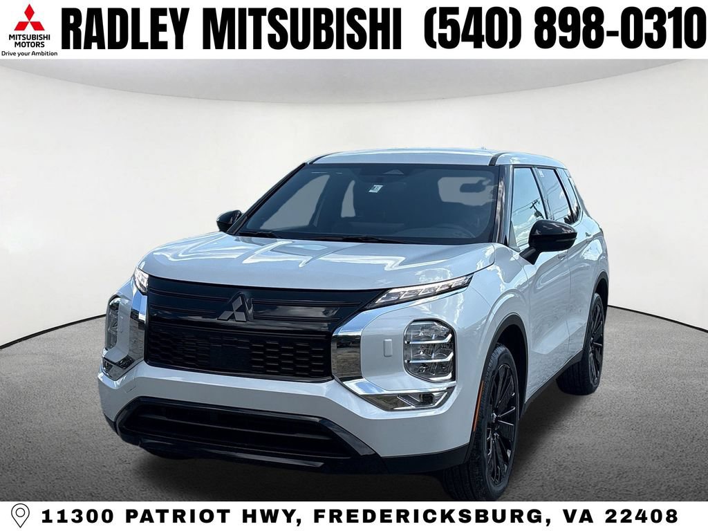 New 2026 Mitsubishi Outlander LE